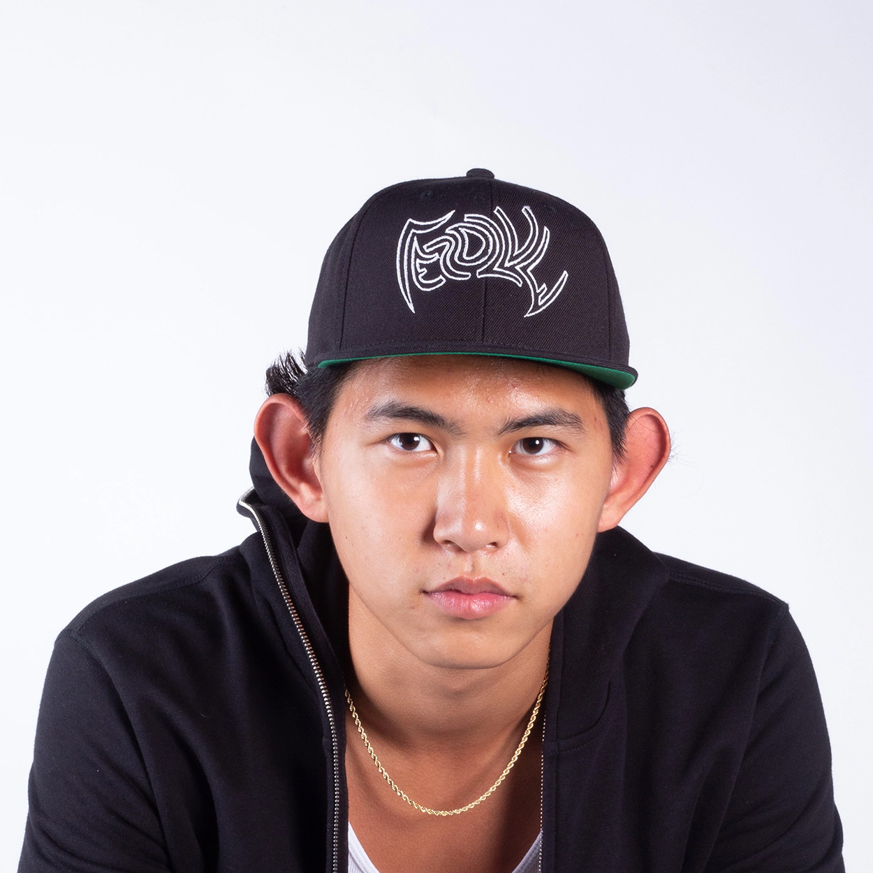 Wavy Resolve Hat product photo